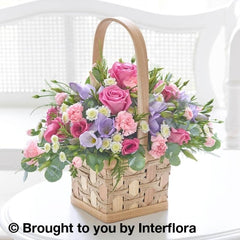 Scented Pink & Lilac Basket with 125g Maison Fougere Chocolates
